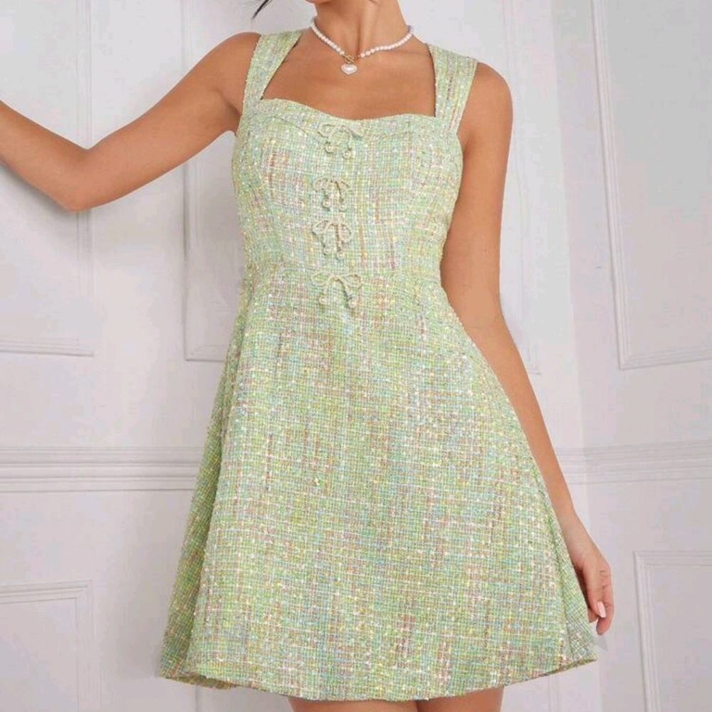 Women's mod vintage dress